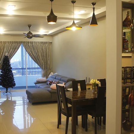 H2H - Reunion House @ Majestic Ipoh 家好月圆 Apartment Luaran gambar
